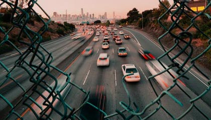 币安CEO赵长鹏“CZ”公开拒绝了孙宇晨所邀请其参加巴菲特午餐，对此你怎么看？