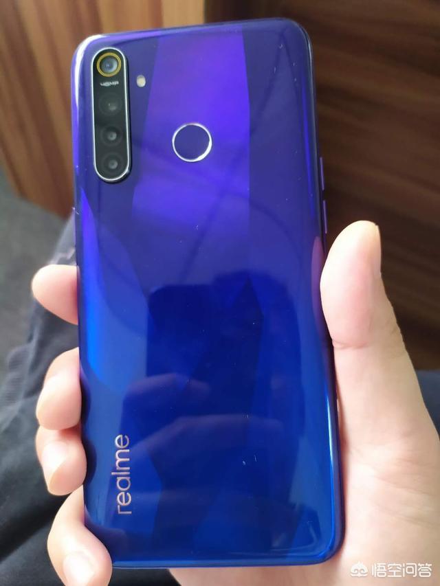 想买千元机<strong></p>
<p>24MEX</strong>，红米note8或8pro,荣耀9X, realme X或Q来大咖分析？