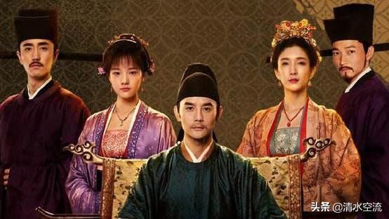 宋仁宗<strong></p>
<p>币峰</strong>，似乎“庸庸碌碌”度过一生，甚至感觉他治下的任一臣子都比他有名，这是为何？