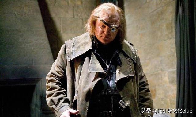 假如你有机会进入《哈利·波特》<strong></p>
<p>阿格斯</strong>,但代价是变成乌姆里奇、疯眼汉、贝拉或者费尔奇,你会选择谁?为什么?