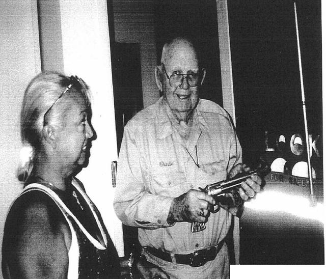 《莱瑟塔档案》是真的吗<strong></p>
<p>柯宾汉</strong>?地心蜥蜴人真的存在吗?