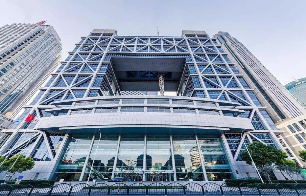 证券中介机构(证券中介机构可分为什么)