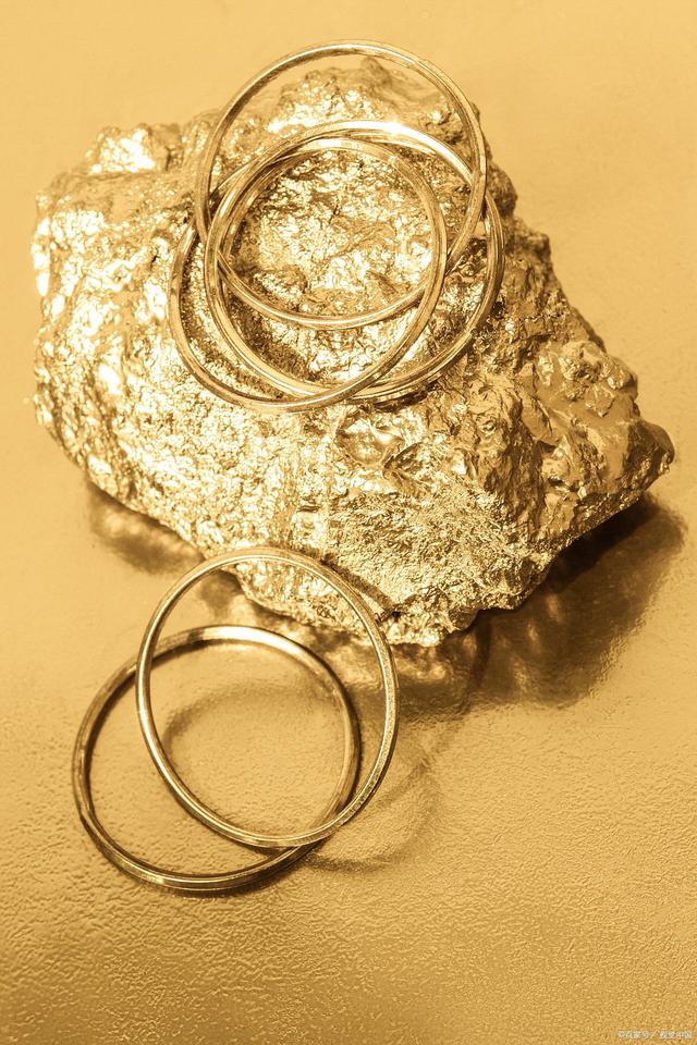 贵金属原料(贵金属原料回收公司)