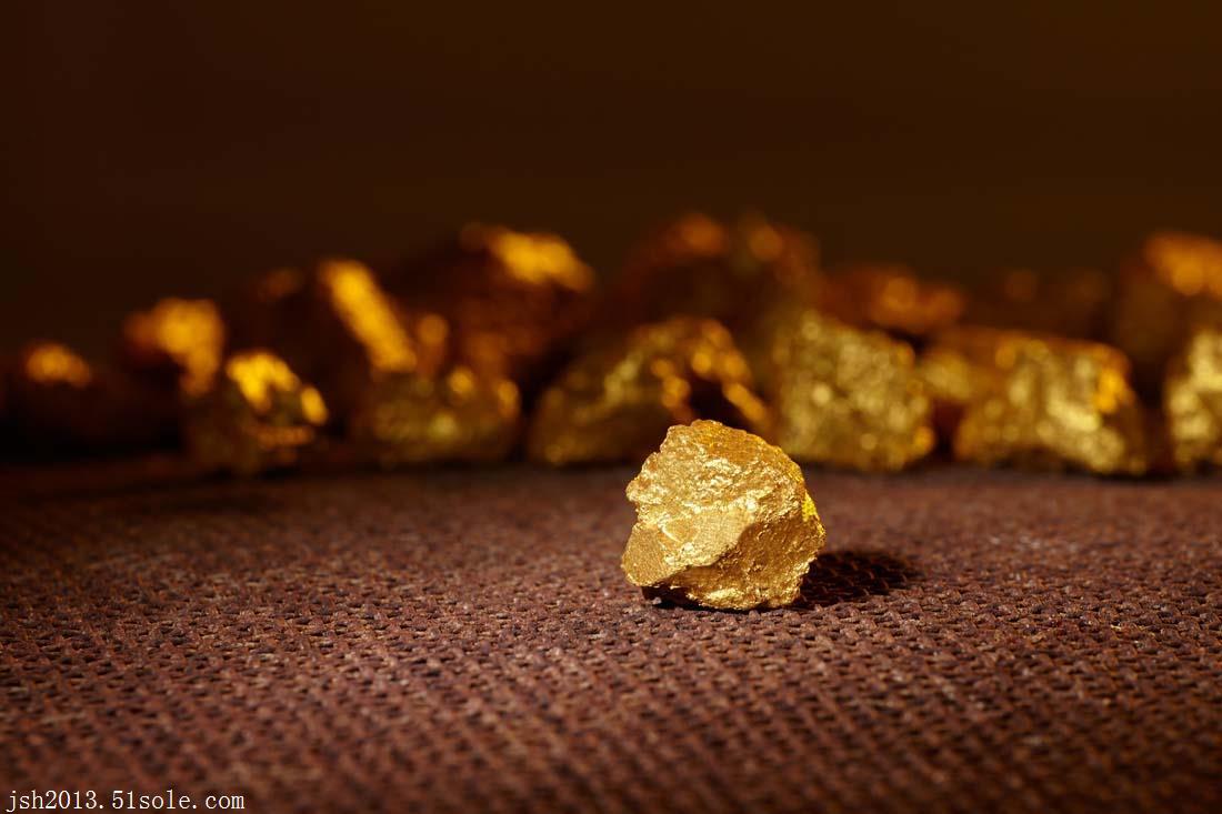 铂族贵金属(铂族贵金属成员中密度最低的是)