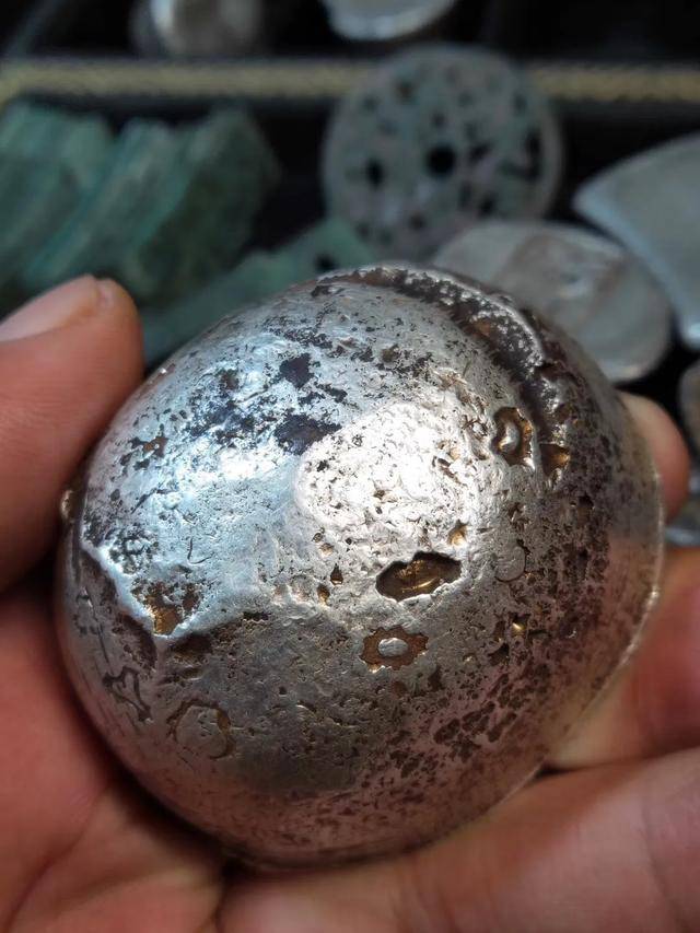 贵金属的弊端(贵金属对人体的危害)