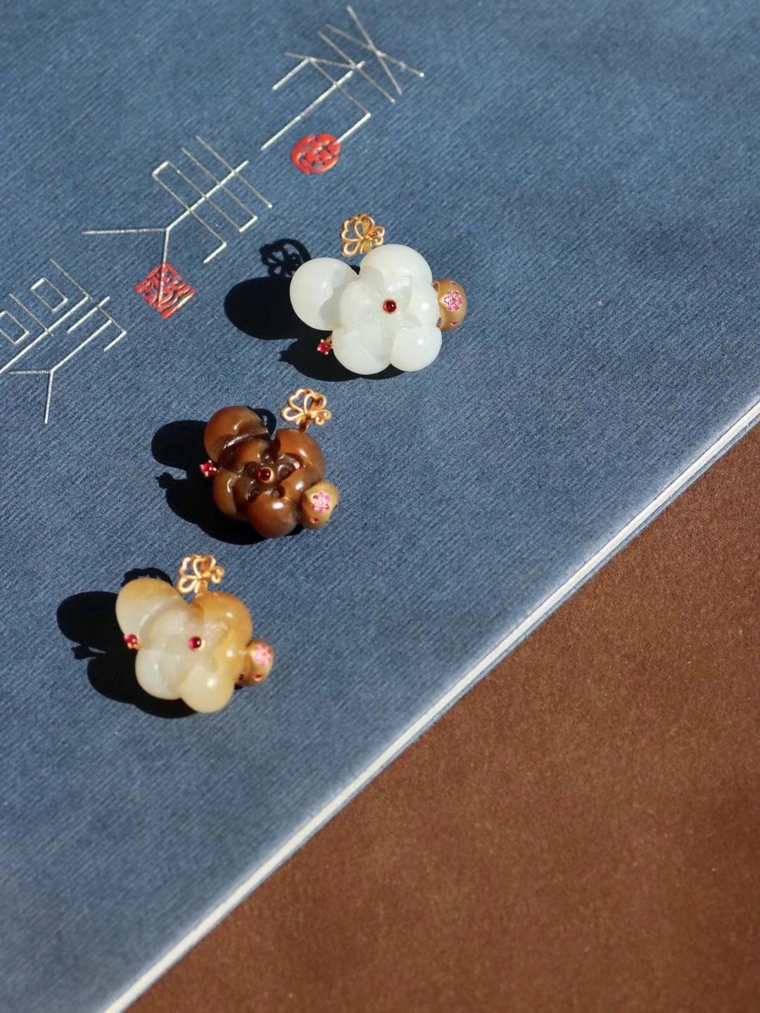 包含濯润贵金属的词条