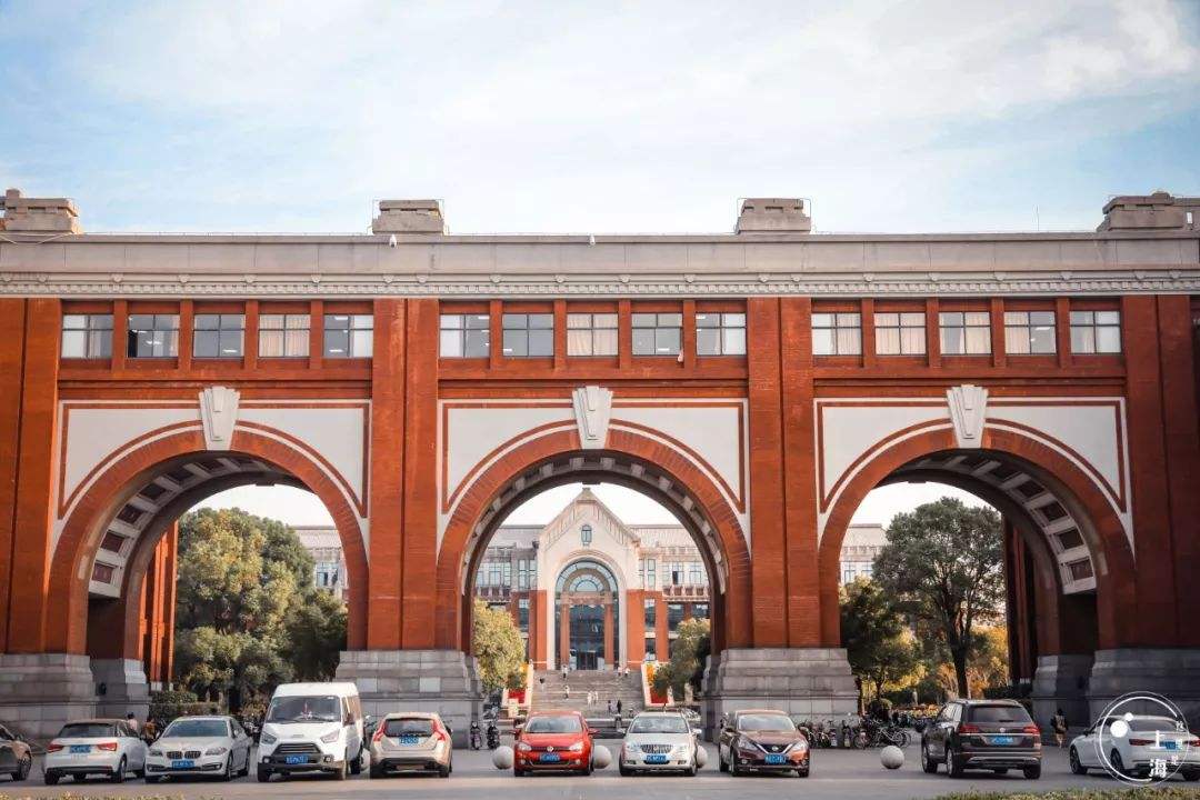 华政贵金属(华政的金融专业怎么样) 华政贵金属(华政的金融专业怎么样)