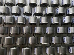 贵金属电刷(贵金属电刷和碳刷电刷)