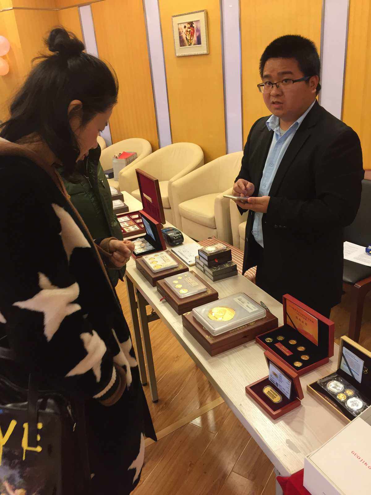 怎样做贵金属(怎样做贵金属生意?)