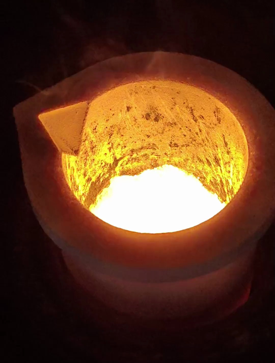 贵金属提练(贵金属提练多少钱一个月)