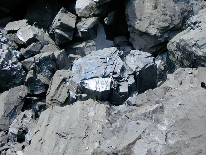 洲际贵金属(洲际贵金属也要多一点)