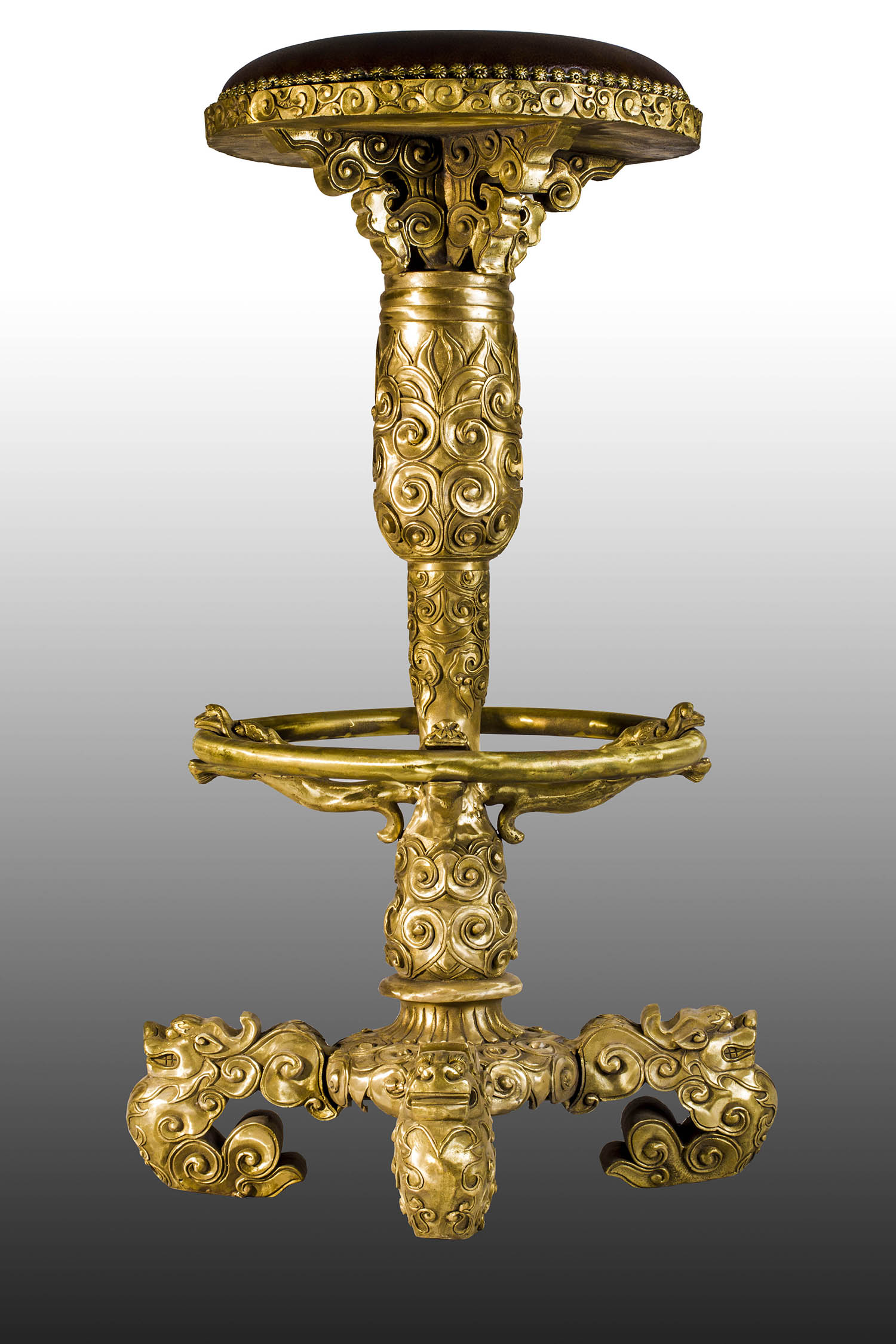 贵金属艺术品(贵金属艺术品市场分析)